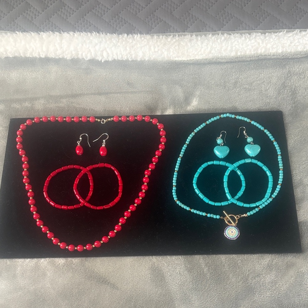 Vibrant Red and Turquoise Beaded Necklace Set